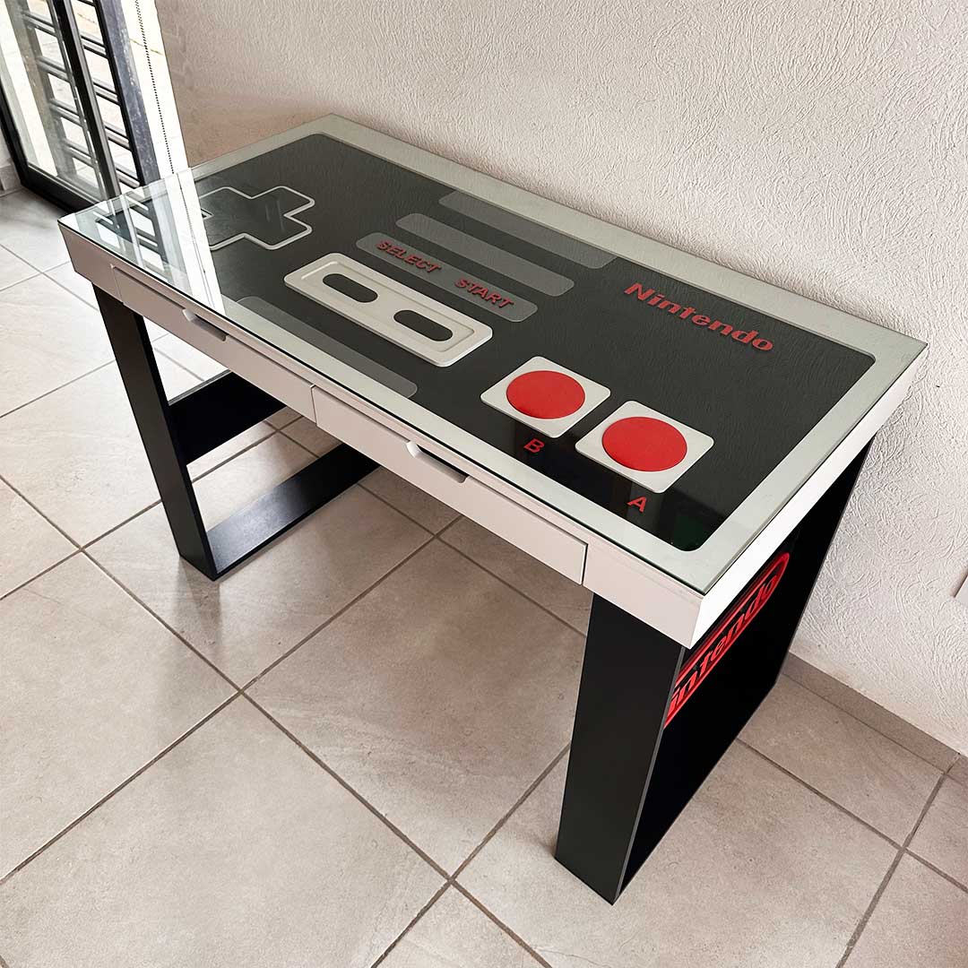 Escritorio Retro NES